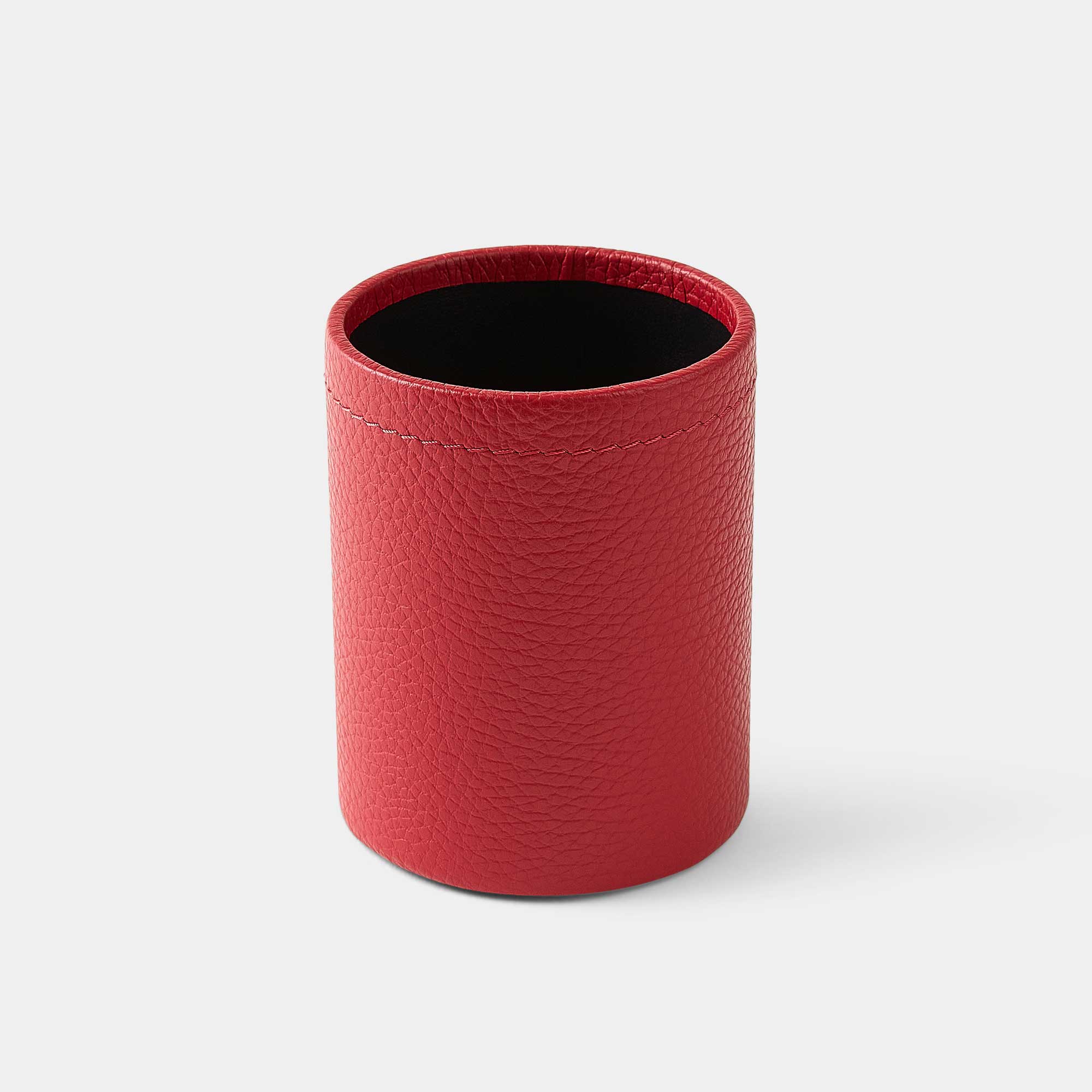 Round pencil holder