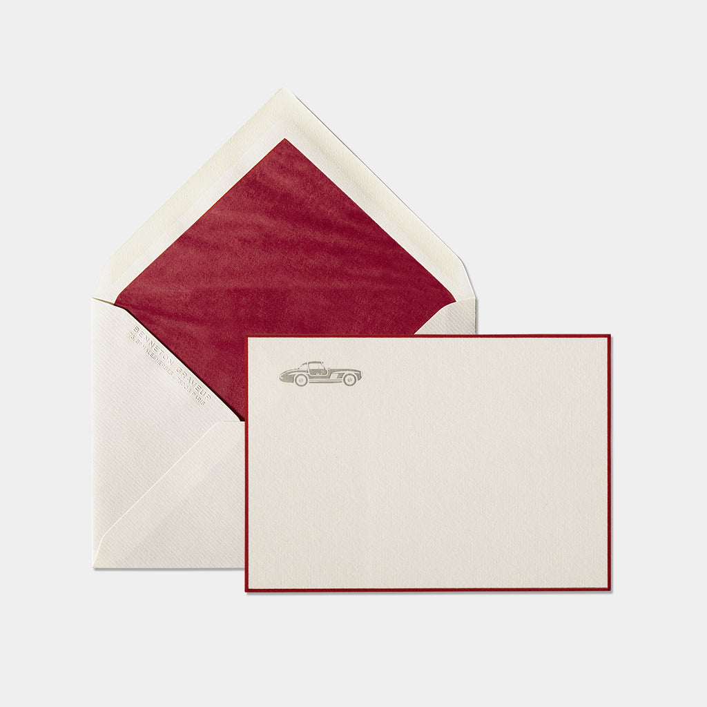 Carte et enveloppe assortie motif automobile bordeaux