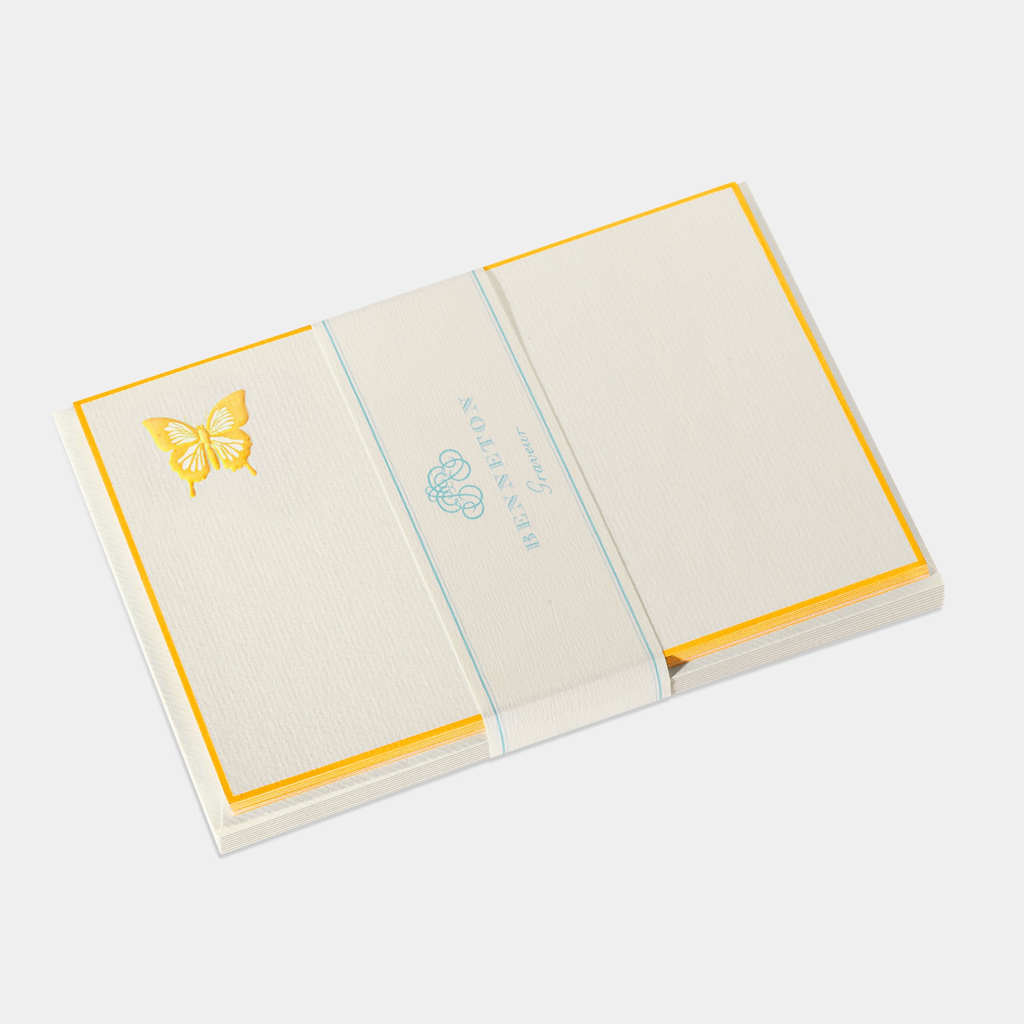 Carte et enveloppe assortie motif papillon bleu ciel