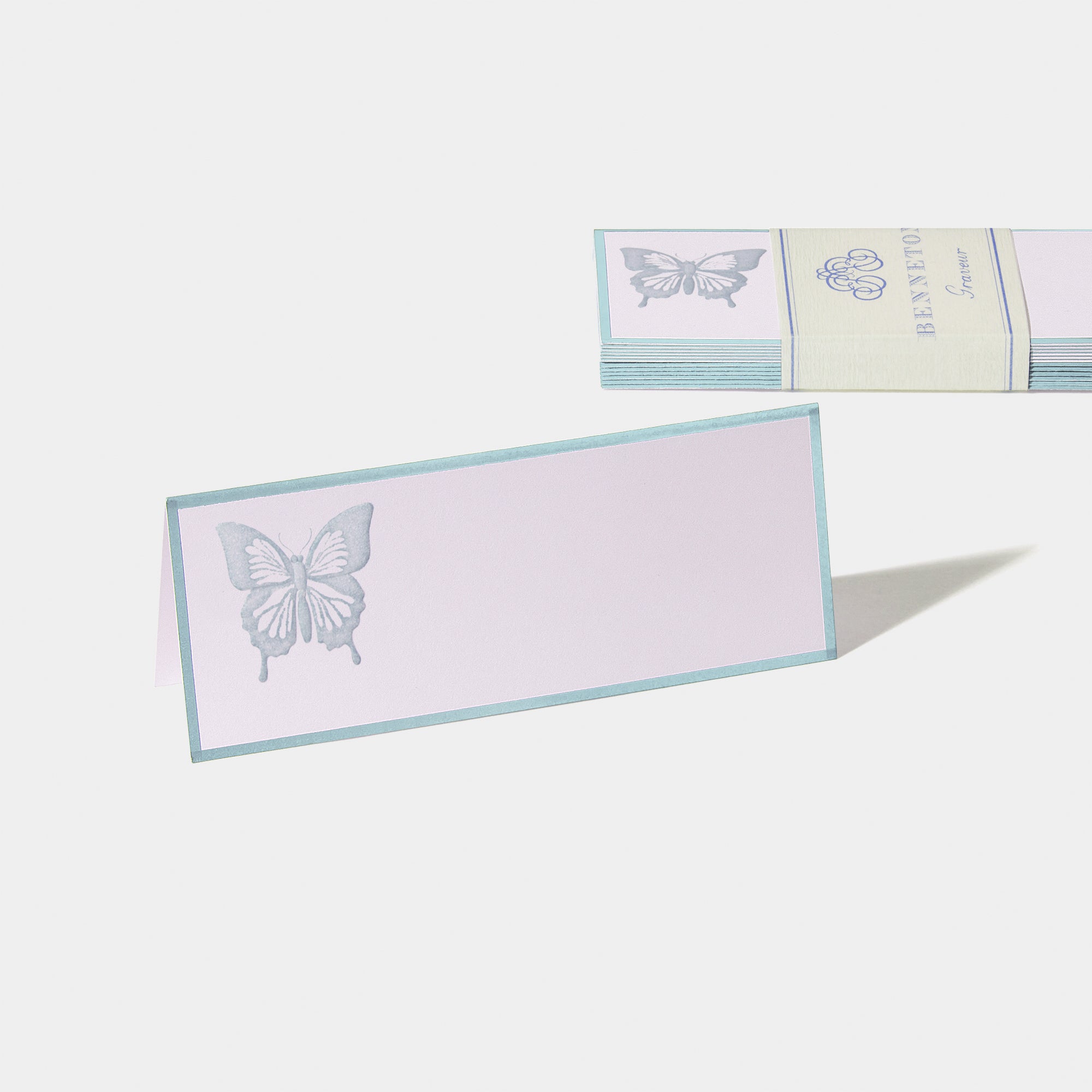 Cartes de table motif Papillon Benneton Graveur bleu ciel